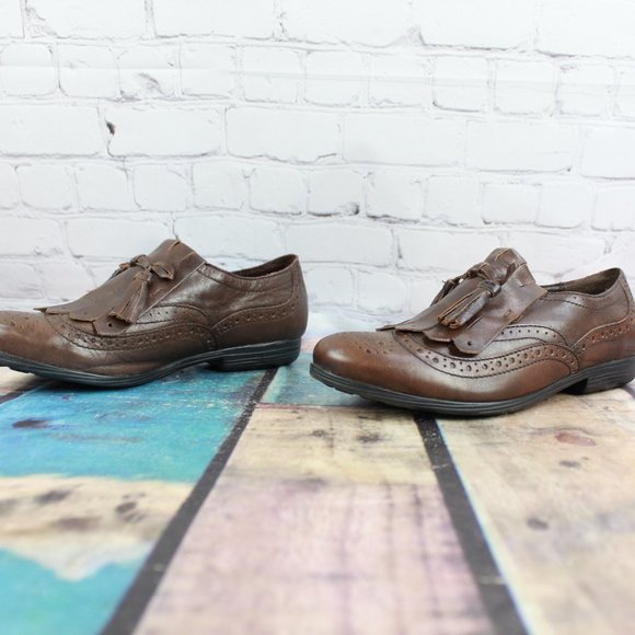 BORN Wingtip Tassel Kiltie Loafers Size 7 / 38 - Picture 2 of 9